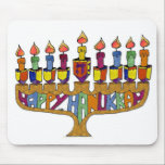 Lycklig Hanukkah Dreidels Menorah Musmatta<br><div class="desc">Du visar Lee Hiller Design Collection. Apparatur,  gåvor och samlarföremål Lee Hiller Photography eller Digital Art Collection. Du kan visa hennes naturfotografi på http://HikeOurPlanet.com/ och följa hennes vandrande blogg i Hett Vår nationalpark.</div>