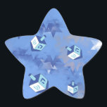 Lycklig Hanukkah Falling Star och Dreidels Stjärnformat Klistermärke<br><div class="desc">Du visar Lee Hiller Design Collection. Apparatur,  gåvor och samlarföremål Lee Hiller Photography eller Digital Art Collection. Du kan visa hennes naturfotografi på http://HikeOurPlanet.com/ och följa hennes vandrande blogg i Hett Vår nationalpark.</div>