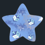 Lycklig Hanukkah Falling Stars and Dreidels Stjärnformat Klistermärke<br><div class="desc">Du visar Lee Hiller Design Collection. Apparatur,  gåvor och samlarföremål Lee Hiller Photography eller Digital Art Collection. Du kan visa hennes naturfotografi på http://HikeOurPlanet.com/ och följa hennes vandrande blogg i Hett Vår nationalpark.</div>