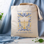 Lycklig Hanukkah Festive Watercolor Menorah FOLIAG Tygkasse<br><div class="desc">Hanukkah får en personlig beröring med den här elegant blommigten som har vattenfärgen Menorah adorderad med elegant veteblad i en sofistikerad palett av guld,  ljusblått och marinblått med två linjer anpassningsbar text.</div>