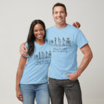 Lycklig Hanukkah från New York City NYC Chanukah T Shirt<br><div class="desc">Utformningen har en originalillustration av New York City-markeringar i bläck, inklusive Frihetsgudinnan, Washington Square Arch och Brooklyn Bridge, "klädd" för julhelgen. Idealisk för att ha firat Hanukkah och de judiska helgdagarna. Den här NYC-designen finns även på andra produkter. Det finns också en samordning av Chanukah party-formgivningarna. Ser du inte vad...</div>