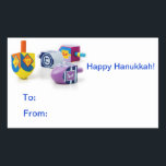 Lycklig Hanukkah Gift Label Stickers Rektangulärt Klistermärke<br><div class="desc">Gör det enkelt och snabbt att avsluta och identifiera dina inslagna presenter med fläkt med Hanukkah med dessa lycklig-klistermärken! Lycklig Latkes alla!</div>