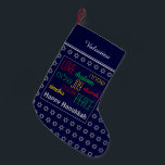 LYCKLIG HANUKKAH Hebrew Kärlek Joy Peace MÖRK BLÅT Liten Julstrumpa<br><div class="desc">Mörk blått LYCKLIG HANUKKAH-strumpor med silver färgad Star av David mönster och KÄRLEK JOY PEACE skriven på engelska och hebrew. Platshållaren hälsning och namn är anpassade så att du kan lägga till ditt namn eller ändra hälsning. Samma design på baksidan. Perfekt sätt att presentera dina små Hanukkah-gåvor. Det är också...</div>