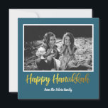 Lycklig Hanukkah i Teal Blue och Faux Guld Photo Julkort<br><div class="desc">Säg Lycklig Hanukkah med det här enkla fotokortet i faux guld och mörk teal blue. Du kan ändra bakgrunden till färg genom att klicka på anpassningsknappen.</div>
