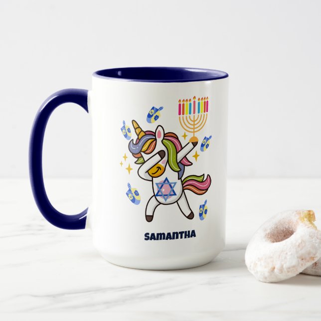 Lycklig Hanukkah, lustig dabbpennmajs Mugg (Med munk)