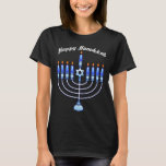 Lycklig Hanukkah Menorah Jewish Jew Cute Candles T T Shirt<br><div class="desc">Visa världen ditt Hanukkah-pride med en contemporary,  söt judisk t-shirt-design av PopQTstudio. Den här garantin har en lekfull design av en Menorah full med vackra kawaiiljus. En underbar gåva till dina judiska vänner och din familj.</div>