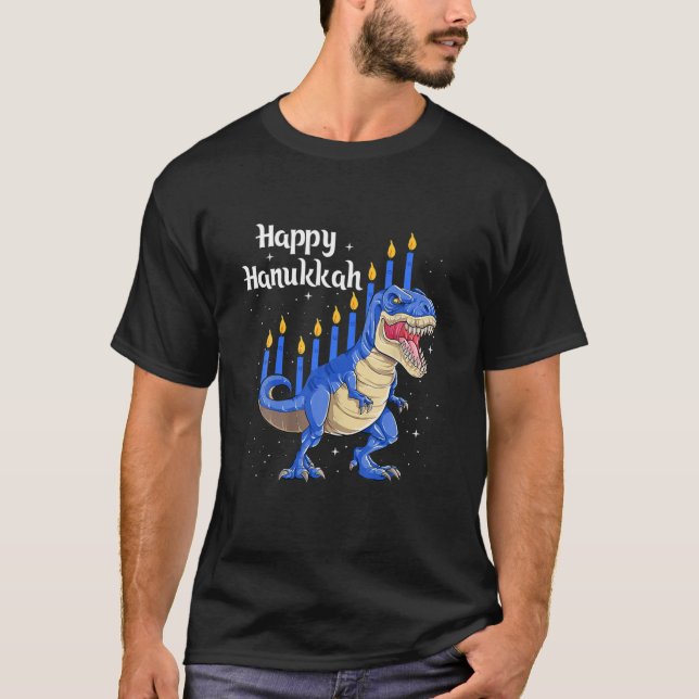 Lycklig Hanukkah Menorasaurus Rex Dinosaur Menorah T Shirt (Framsida)