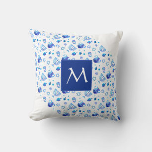 Lycklig Hanukkah Party Bevackra Blue Monogram Kudde