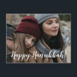 Lycklig Hanukkah Photo Helg Vykort<br><div class="desc">Det här vackra fotokortet som lyder: "Lycklig Hanukkah!" på framsidan och "Må ljudet av Hanukkah fylla dina hjärtan med fred och kärlek." på baksidan ger ett leende till varje mottagares ansikte. Varma känslor kommer att beröra hjärtan och alla kommer att njuta av att få ett nytt foto. Om du vill...</div>