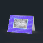 Lycklig Hanukkah Snowy Grenar Helgdag Folding Helgkort<br><div class="desc">Det här Lycklig Hanukkah Snowy Grenar-Helgdag-mappningskortet har ett vintrifoto på ett upprepat mönster av "Lycklig Hanukkkah" med blått ljus. Innerkopian lyder: "Må du vara välsignad och kan din säsong fyllas med värme och ljus. Lycklig Hanukkah!" Och under den här typen, en liten drömmarglimt med säsongens värme.</div>