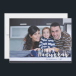 Lycklig Hanukkah Star of David Helgdag Photo Card Julkort<br><div class="desc">Snyggt och söt Lycklig Hanukkah Star av David Helgdag Photo Card är perfekt för alla dina vänner och din familj den här julhelgen. Anpassa texten med din familj namn och året och byt ut bild mot ett foto av dina barn,  husdjur eller hela familjen.</div>
