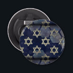 Lycklig Hanukkah Star of David menorah Dreidel Sli Flasköppnare<br><div class="desc">Lycklig Hanukkah Star av David menorah Dreidel SlipperyJoes konstnärliga Firande Candles judiska hebreiska Chanukah ger dekorationer Judaismen religion</div>