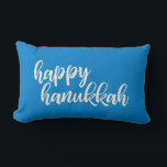 Lycklig Hanukkah-Trendig, skript Lettering Blue Lumbarkudde<br><div class="desc">Lycklig Hanukkah! Enkel text och trendig  textdesign i vitt och blått.</div>