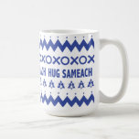 Lycklig Hanukkah "Ugly Sweater" Mugg<br><div class="desc">Lycklig Hanukkah "Ugly Sweater" Mugg. För roligten, hur är det med "Hug Sameach" i ställe av, "Chag Sameach/Lycklig Helgdag :?) Mugg är en tankfull gåva till ge och lätt att klä sig ihop genom att fylla med några favoritdrömmar, kanaler, cookies, gelt eller ?, inslagna i cellofane och ett sött litet...</div>