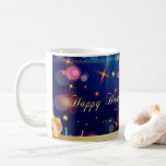 Lycklig Hanukkah Vacker judisk Helgdag Kaffemugg<br><div class="desc">Lycklig Hanukkah Vackert judiskt Helgdag-kaffet Mugg & Kopp design. Den judiska Helgdag Hanukkah-bakgrunden med traditionella Chanukah-symboler - trädrömmar (spinnande topp),  nötter,  menorah,  ljus,  David-stjärnan och ljus-tapet,  dekorativa mönster för hem,  köks- och matlagning,  dricksprogram,  Mugg och Kopp. Hanukkah Festival Dekoration. Judaica. Jerusalem,  Israel.</div>