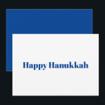 Lycklig Hanukkah vit blå typografi minimalist Julkort<br><div class="desc">Lycklig Hanukkah Blue and white modern typography minimalist elegant Hanukkah Helgdag Card. Helt anpassade blå text på vit bakgrund på framsidan och blå bakgrund på baksidan av kortet.</div>