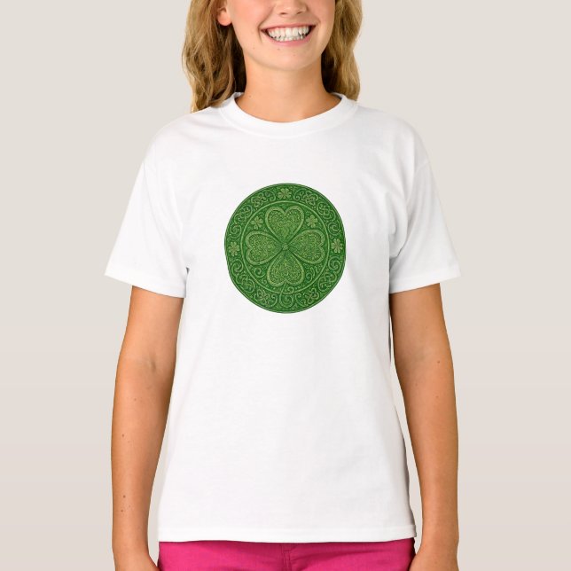 Lycklig Harmoni: Keltisk Fyrklövermandala T Shirt (Framsida)