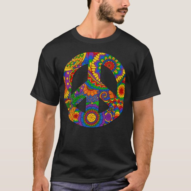 Lycklig Hippy Psychedelic Rainbow Design T Shirt (Framsida)