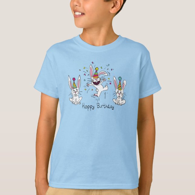 Lycklig Hoppy Birthday Bunny Barnens T-shirt (Framsida)