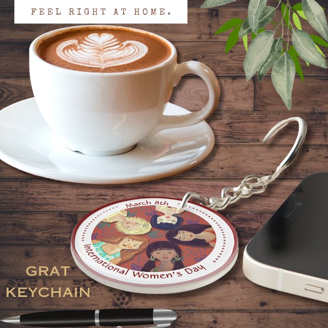 Lycklig Internationell kvinnodagen Porträtt Röd (Happy International Women's Day Portrait Red Keychain)