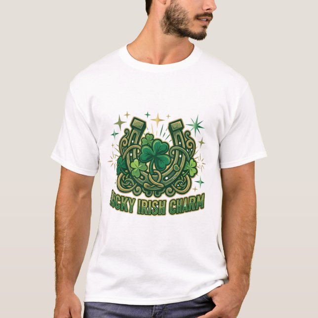 Lycklig irländsk charm hestesko design t shirt (Framsida)