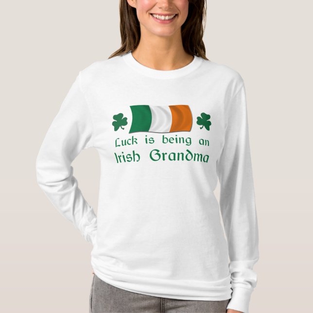 Lycklig irländsk mormor tee shirt (Framsida)