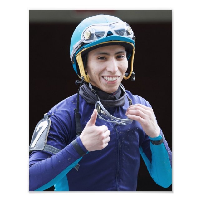 Lycklig jockey Luis Cardenas Print Fototryck (Framsidan)