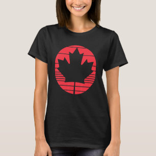 Lycklig Kanadadag Maple Löv Canadian Flagga Women  T Shirt