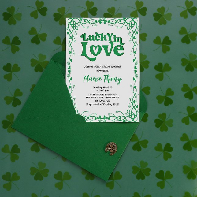 Lycklig kärlek st patricks dag grön bröllopsdusch inbjudningar (st patricks day bridal shower lucky in love irish green shamrock four leaf clover for her bride)