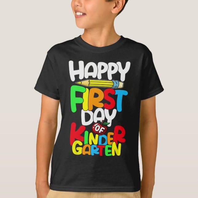 Lycklig: Kindergarten-lärarens första dag tillbaka T Shirt (Framsida)