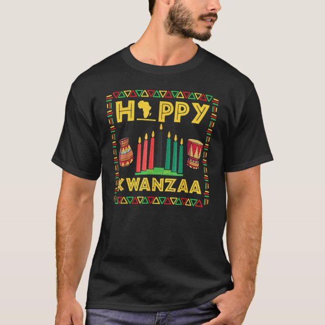 Lycklig Kwanzaa Kinara Candles Principles African  T Shirt (Framsida)