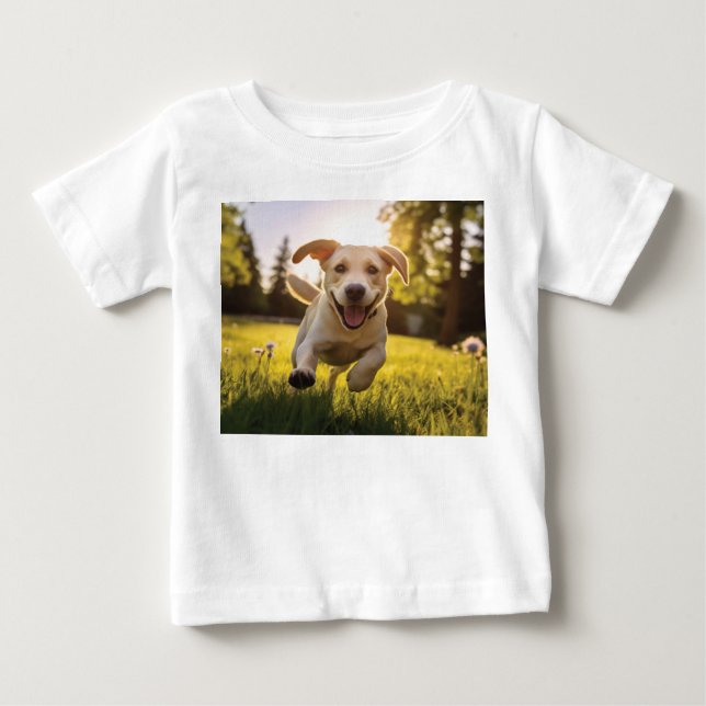 Lycklig Labrador Puppy Running T Shirt (Framsida)