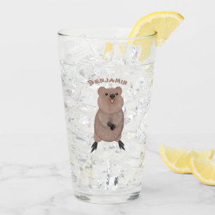 Lycklig ler söt quokka tecknad design glaskopp
