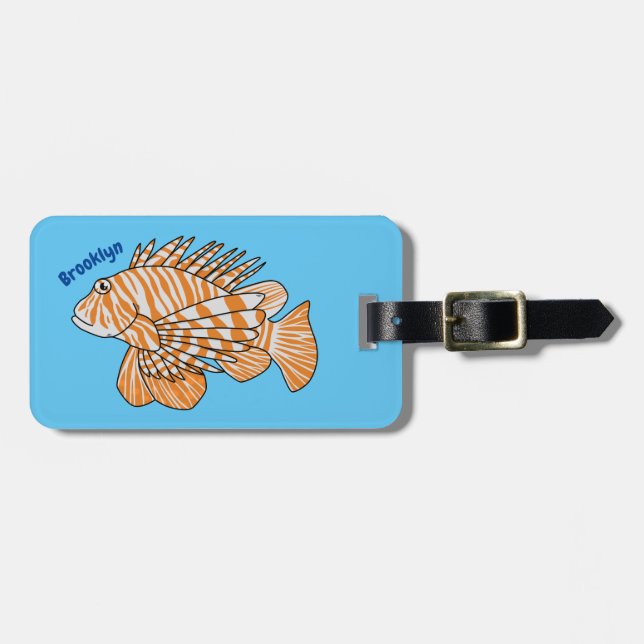 Lycklig lionfish tecknad illustration bagagebricka (Horisontell Framsida)