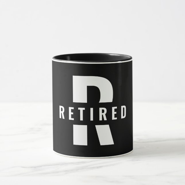 Lycklig Pension Retiring Monogram Retrött Initial Mugg (Center)