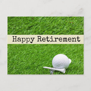 Lycklig Pension till golfer med golf boll på grönt Vykort