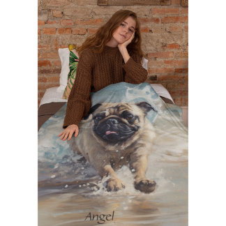 Lycklig Pug vid Beach-anpassadet Fleecefilt
