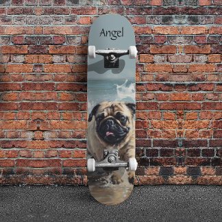 Lycklig Pug vid Beach-anpassadet Mini Skateboard Bräda 18,5 Cm