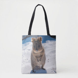 Lycklig Quokka på stranden Australien Tygkasse
