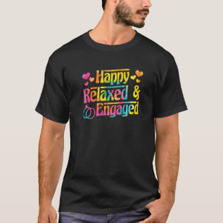 Lycklig Relaxed & Engaged Fiancée Fiance Couple En T Shirt