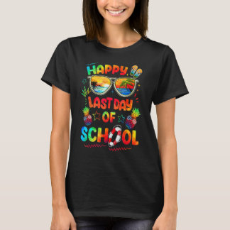 Lycklig: Skollärarnas sista dag i gymnasiet T Shirt