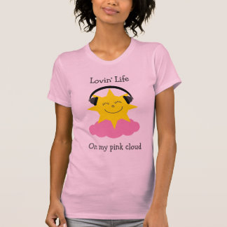 Lycklig sol för rosamoln med hörlurarT-tröja T Shirt
