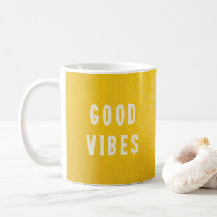 Lycklig sommar Gult Good Vibes Typography Coffee Kaffemugg