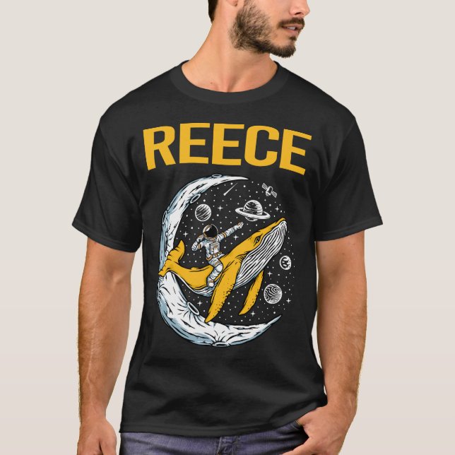 Lycklig Space - Reece Namn T Shirt (Framsida)
