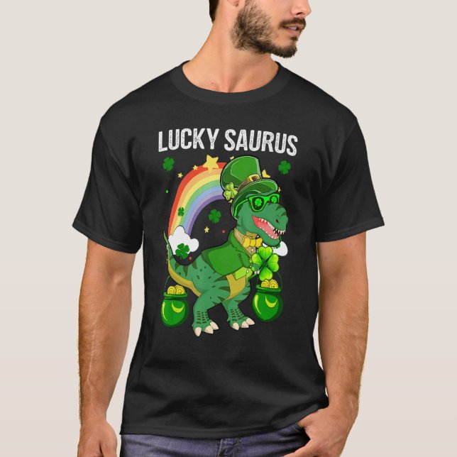 Lycklig St Patrick Day Lucky Cute Saurus med Rainb T Shirt (Framsida)