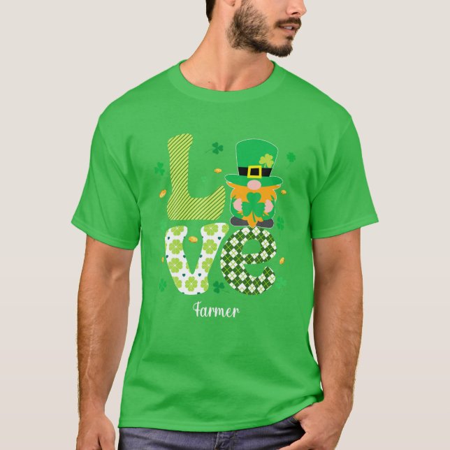 Lycklig St Patricks Cute Lucky Funny Farmer Gnome  T Shirt (Framsida)