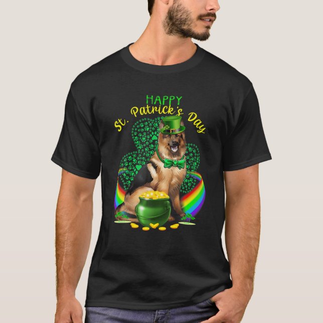 Lycklig St patricks day German Shepherd Leprechaun T Shirt (Framsida)
