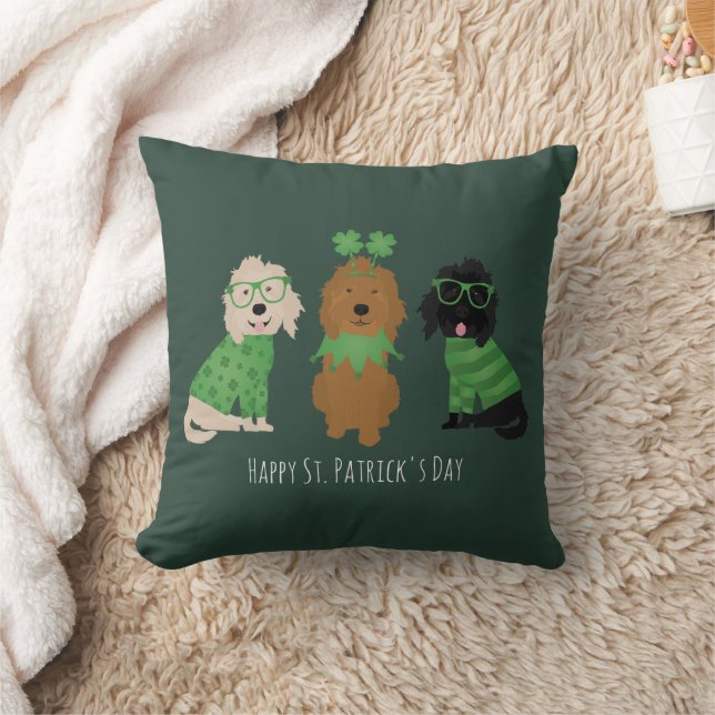 Lycklig St patricks day Goldendoodle Hundar Kudde (Filt)