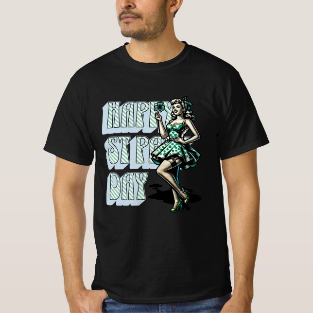 Lycklig St patrick's day Pinup Girl med Shamrock T Shirt (Framsida)
