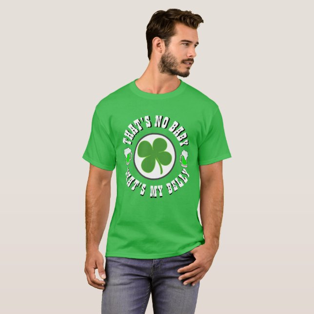 Lycklig St patrick's day SOM INTE ÄR BABY MIN BÄLS T Shirt (Hel framsida)